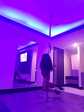 Snapshot of mamasitapetite chatting on 3, 11, 2025 mamasitapetite online show from 3, 11, 2025