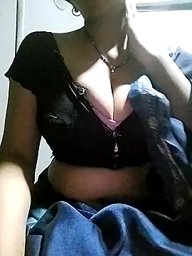 Snapshot of Hottestgirll chatting on 27, 10, 2025 Hottestgirll online show from 27, 10, 2025