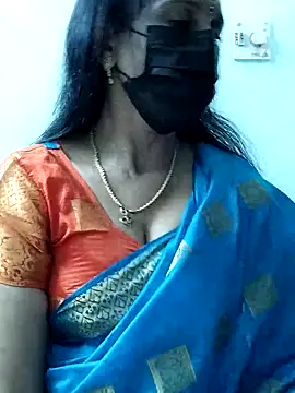 Snapshot of mallu-reshma chatting on 9, 9, 2025 mallu-reshma online show from 9, 9, 2025