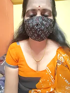 Snapshot of mallu-reshma chatting on 9, 10, 2025 mallu-reshma online show from 9, 10, 2025
