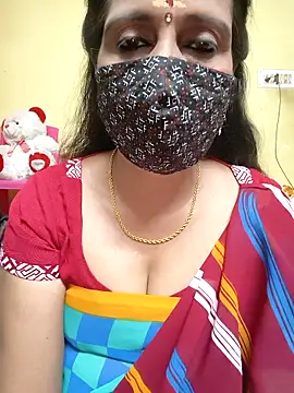 Snapshot of mallu-reshma chatting on 15, 10, 2025 mallu-reshma online show from 15, 10, 2025