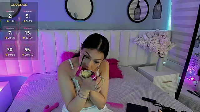 Mila Hank  online show from 3, 12, 2025