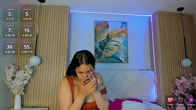 Mila Hank  online show from 1, 6, 2026