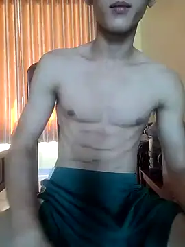 Snapshot of thienlong05 chatting on 5, 10, 2025 thienlong05 online show from 5, 10, 2025