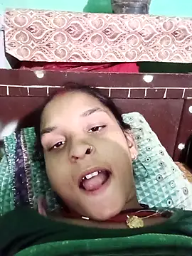 Snapshot of Idhika_Jha chatting on 15, 10, 2025 Idhika Jha online show from 15, 10, 2025