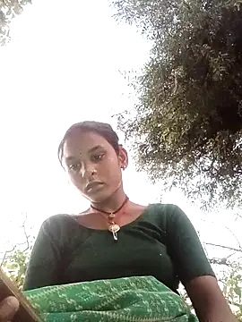 Snapshot of Idhika_Jha chatting on 18, 10, 2025 Idhika Jha online show from 18, 10, 2025