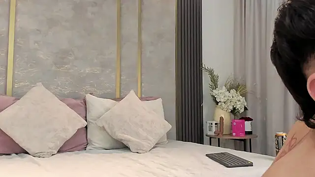 NikoStone  online show from 7, 3, 2026