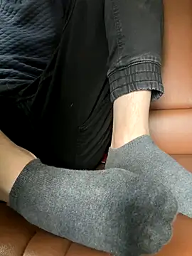 Snapshot of bmwe71 chatting on 1, 10, 2025 bmwe71 online show from 1, 10, 2025