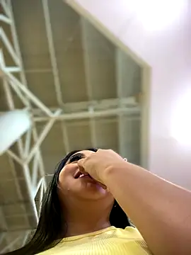 Sophie Dreamss online show from 9, 11, 2025