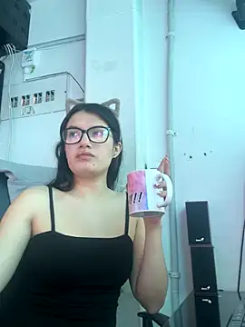 Snapshot of Madisson_Leblanc chatting on 9, 9, 2025 Madisson Leblanc online show from 9, 9, 2025