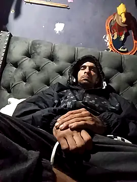 hairy mannn online show from 4, 12, 2025