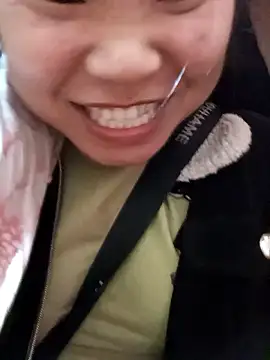 may-squirl online show from 14, 11, 2025