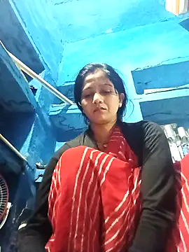 Jooli xx online show from 20, 2, 2026