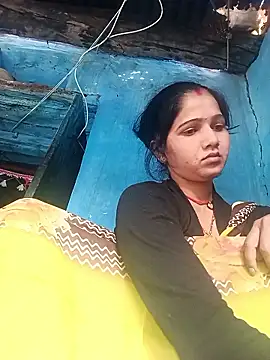 Jooli xx online show from 12, 4, 2026