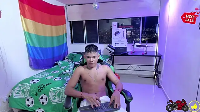 Snapshot of Jack_castell chatting on 19, 11, 2025 Jack castell online show from 19, 11, 2025