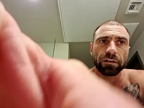 Snapshot of funren6996 chatting on 3, 10, 2025 funren6996 online show from 3, 10, 2025