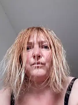 LiluLiluLilu online show from 13, 10, 2025