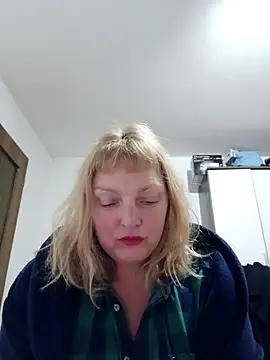 LiluLiluLilu online show from 22, 12, 2025