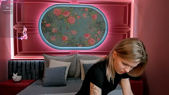 NaomiSol online show from 27, 9, 2025