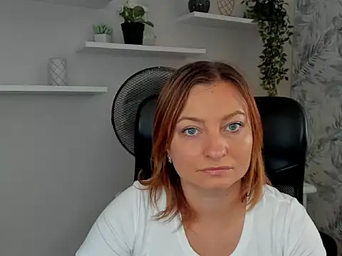 angelaSamt online show from 12, 9, 2025