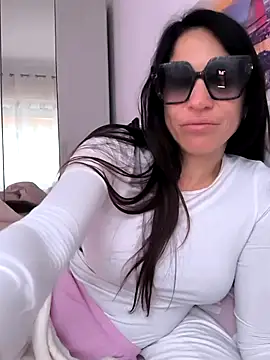 sexy7883 online show from 18, 2, 2025