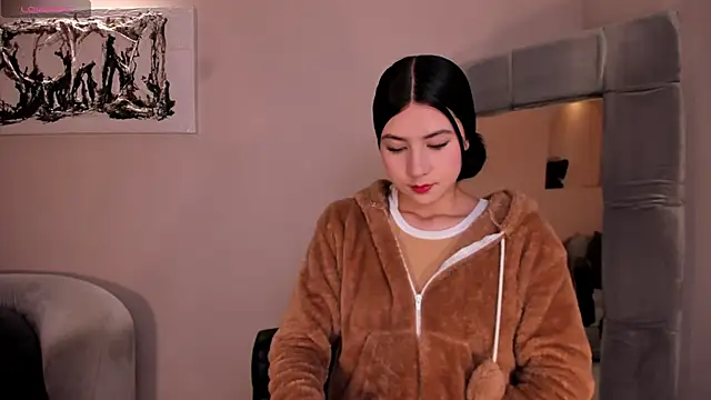 LaurentConnor online show from 15, 11, 2025