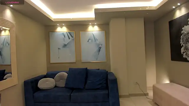 MayaMoretti  online show from 14, 2, 2026