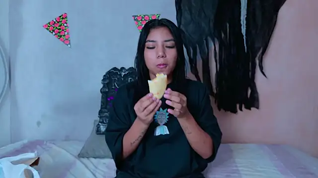 Danka smith online show from 8, 10, 2025