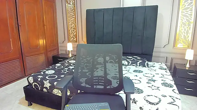 Snapshot of Ivy_rae_xxx chatting on 16, 10, 2025 Ivy rae xxx online show from 16, 10, 2025