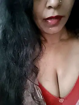 Deepa Sharma143 online show from 6, 11, 2025