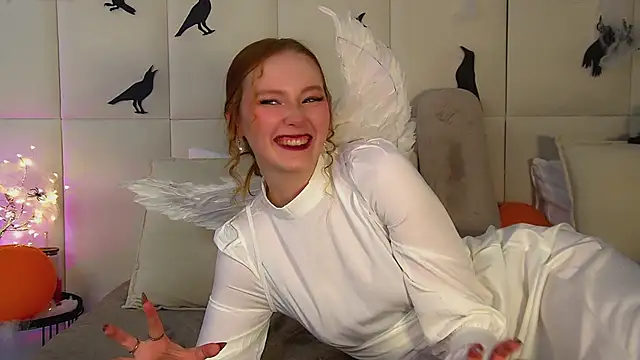 AgataFoxley online show from 25, 10, 2025