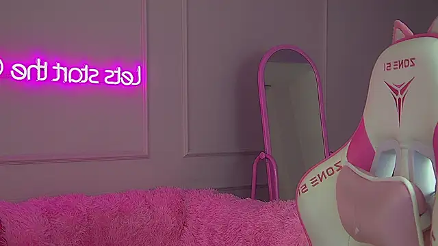 AgataFoxley online show from 24, 11, 2025