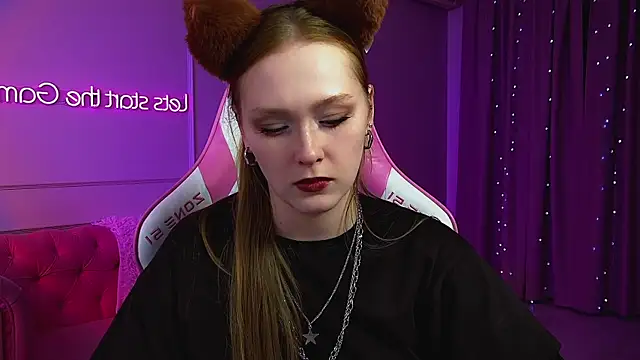 Snapshot of AgataFoxley chatting on 6, 6, 2026 AgataFoxley online show from 6, 6, 2026