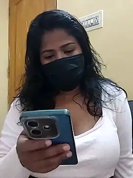 HAANNIAA online show from 10, 9, 2025