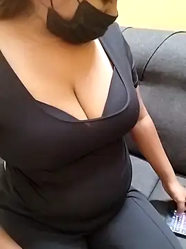 HAANNIAA online show from 21, 9, 2025