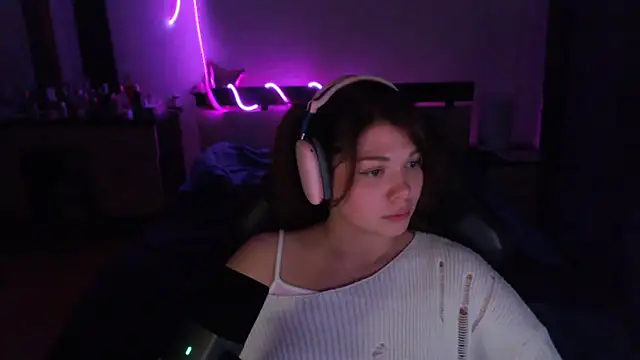 Snapshot of NutsGilmore chatting on 9, 11, 2025 NutsGilmore online show from 9, 11, 2025