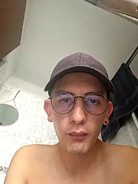 Snapshot of STEVAN_RXX chatting on 9, 1, 2026 STEVAN RXX online show from 9, 1, 2026