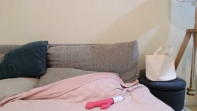 aussiepeaches online show from 17, 1, 2026