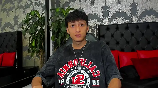 Lean Portman online show from 6, 4, 2026