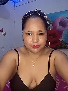Angelly ricura online show from 10, 3, 2026