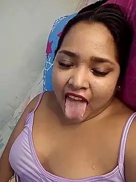 Snapshot of Angelly_ricura chatting on 2, 7, 2026 Angelly ricura online show from 2, 7, 2026