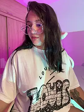 Angeldusttt online show from 2, 4, 2026