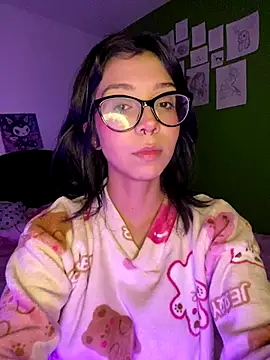 Valen-Foxx online show from 1, 10, 2025