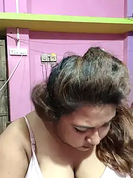 Snapshot of hotbhabhi011 chatting on 25, 9, 2025 hotbhabhi011 online show from 25, 9, 2025