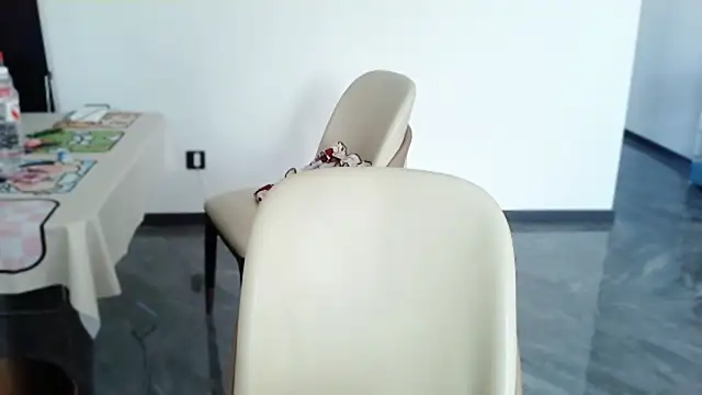 -caicai online show from 3, 10, 2025