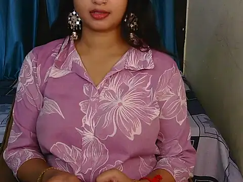priya-kumari22 online show from 6, 10, 2025