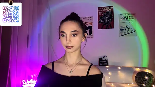 LinaMour online show from 5, 3, 2026