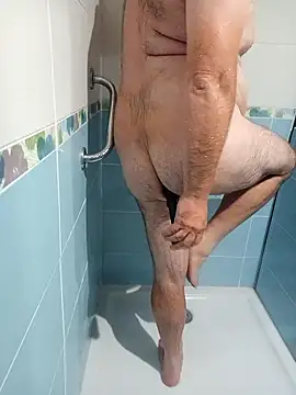 Snapshot of JPB052 chatting on 8, 10, 2025 JPB052 online show from 8, 10, 2025