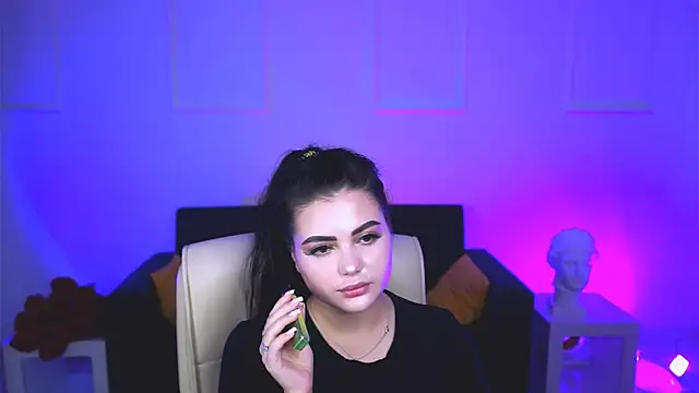 Snapshot of NaomiWilsons chatting on 13, 9, 2025 NaomiWilsons online show from 13, 9, 2025