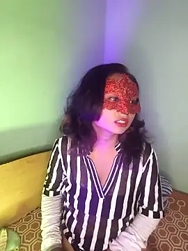 yours sugar babe online show from 18, 9, 2025